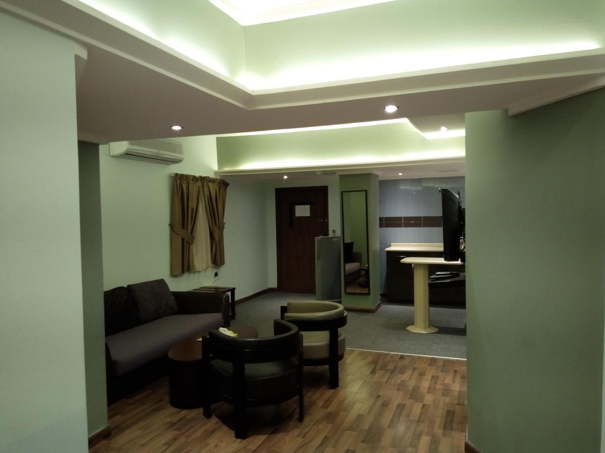 Shayah Suites Джедда Экстерьер фото